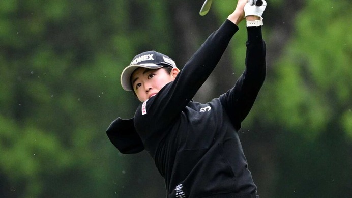 【女子ゴルフ】“今週は姉の番”　タフなコースにハマる岩井明愛の「攻めゴルフ」　ブリヂストンレディスオープン