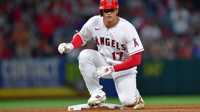 【MLB】足でも魅了、大谷翔平が記録したメジャー史上初の快挙　A・ロッドやボンズに続く“レジェンド”へ