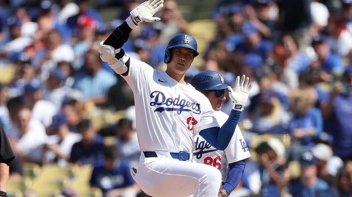 【MLB】「ショウヘーイ！」大谷翔平、“本拠地ファン大喜び”の今季最速186キロ二塁打で2得点を呼び込む