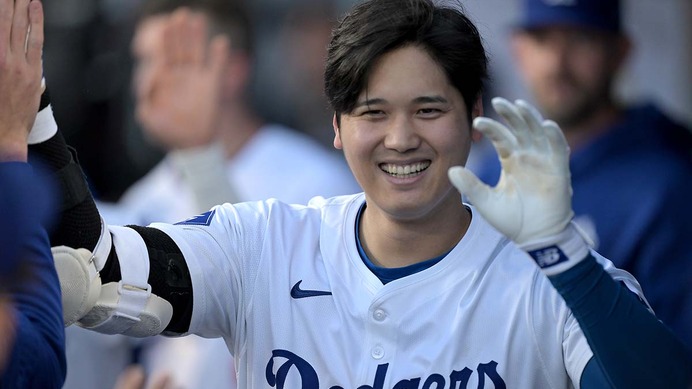 【MLB】大谷翔平、ド軍の“パイオニア”野茂英雄氏と2ショット公開「レジェンド」　山本由伸も登場、16、17、18番の新旧スターが共演