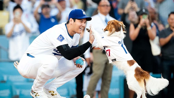 【MLB】大谷翔平、始球式登場デコピンの“秘蔵ショット”公開　同僚もパリ五輪金メダリストも「いいね」の大評判