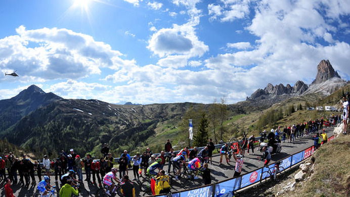 　自転車ロードシーズンが到来した。2月には温暖な中近東や東南アジアで、3月からは本場欧州でメジャーレースが開幕する。夏場の第100回ツール・ド・フランスを頂点として、世界で最も強い選手を決定する世界選手権がイタリアで開催される。主要大会はグーサイクルの「