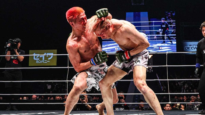 【RIZIN】朝倉未来とリマッチ決定の平本蓮、会場からSNS投稿連発「は？どこが負け？」赤田の判定負けに抗議