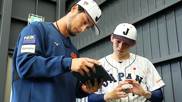 【MLB】佐々木朗希、ダルビッシュ有らと面談か……パドレスの本拠地でキャッチボールする動画も「今は決断を待つばかり」