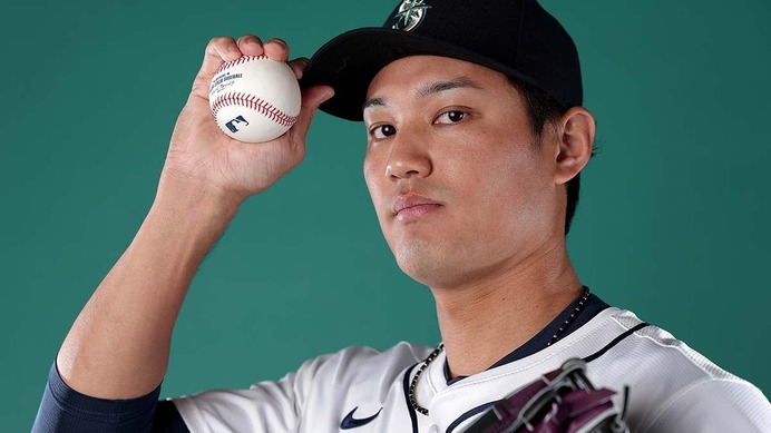 【MLB】藤浪晋太郎、菅野智之らがフォトデーでユニフォーム姿を初披露　「フジ、メジャー上がってこいよ」とファンからも好評