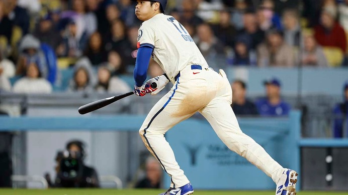 【MLB】「オオタニが3度目の長打を放つ」大谷翔平、左中間への適時二塁打で4度目猛打賞　6つ目の盗塁成功で足でも魅了