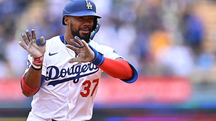 【MLB】パヘス覚醒を支えたのは……兄貴分テオスカーのアドバイス　「必要なことを見抜く」打撃コーチも頼りにする指導力を発揮