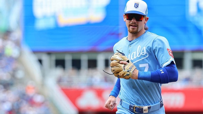 【MLB】GG賞遊撃手、ウィットJr.の“超人キャッチ”が凄すぎる「スーパーマンのようだ」　公式絶賛の横っ飛び「鳥でもない、飛行機でもない」