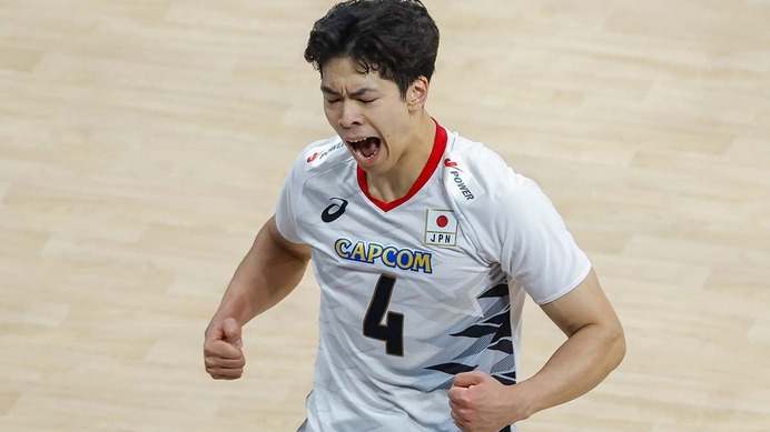 バレー男子日本代表が「伝統的なアジアダービーを完封」　VNL初陣での中国撃破を称賛、最多13得点の宮浦健人が勝因に言及