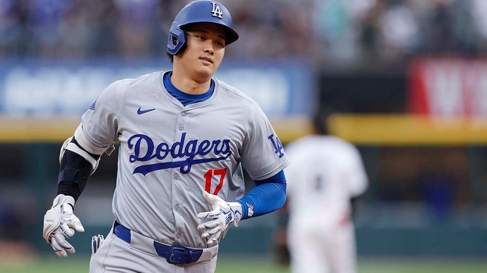 【MLB】大谷翔平、三塁打でマチャドに足を踏まれるアクシデントも……ロバーツ監督「大丈夫」　次戦は“犬猿の仲”ジャイアンツ戦