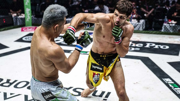 【RIZIN】平本蓮も称賛「驚異的に感じる武器はある」　ビクター・コレスニック、修斗世界王者を“左ボディ”一撃で沈めて9連勝
