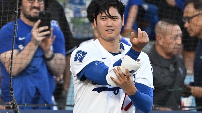 【MLB】大谷翔平の“二刀流”は忙しい……同僚マンシーは感銘「水も飲まずにヘルメットを被って打席に立った」