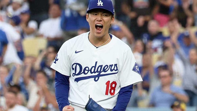 【MLB】「ほんとにSUGOI！」山本由伸、オールスター初出場をロッカールームで指揮官が発表→同僚らから祝福受ける