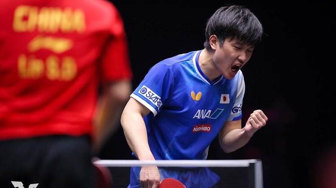 張本智和、エースがフルゲームで世界1位の中国勢撃破　林詩棟との激闘制し初の決勝進出＆優勝にも王手【卓球・USスマッシュ】