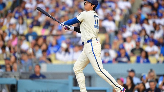 【MLB】大谷翔平、5試合ぶり33号は左中間への“183キロ特大弾”　驚愕の137メートルに本拠地は大熱狂、Dバックス・スアレスに並ぶ