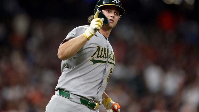 【MLB】22歳の“ドラ1”怪物カーツ、新人史上初の「1試合4本塁打」　6安打8打点でアスレチックス初の金字塔