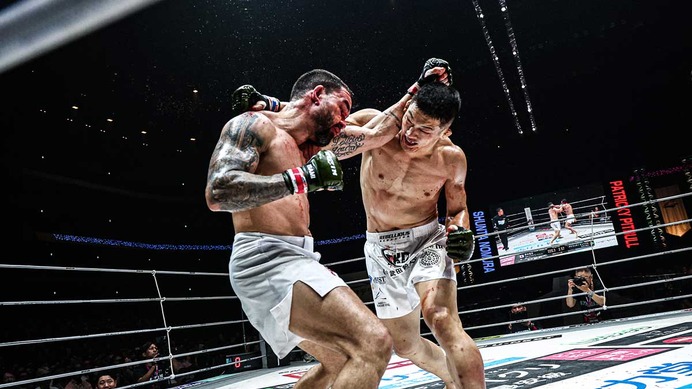 【超RIZIN.4】元ベラトール王者・ピットブルが顔面血染め……野村駿太が正拳突きで制し、王者サトシと9月名古屋大会で激突
