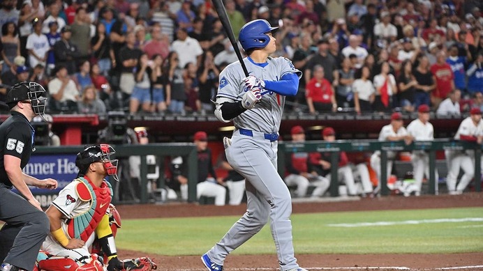 【MLB】大谷翔平「1番DH」スタメン　本格派右腕から“3戦ぶり54号アーチ”で本塁打王奪還なるか、残り5試合