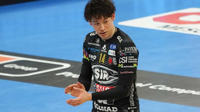 石川祐希を称賛「日本人アタッカーがセットを締め括った」　古巣パドヴァ戦6得点で開幕3連勝に貢献、ペルージャは単独首位に