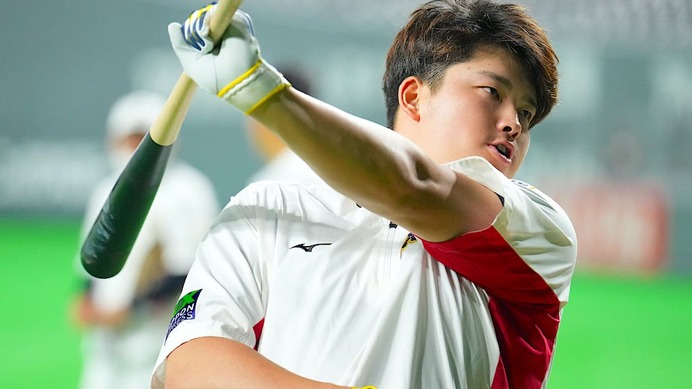 【MLB】村上宗隆、移籍先の有力候補は？　交渉期限が迫る25歳に公式サイトが注目「契約を結べなかった場合は……」