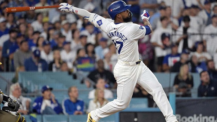 【MLB】なぜテオスカーのトレード話は消えないのか……「タッカーやベリンジャーを逃したチームの代替案」と米メディア指摘