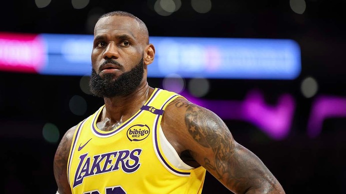 【NBA】今夏FAになるレブロン……「レイカーズで引退することはない」と元オールスター選手　キャリア最後は“古巣へ帰還”と予想