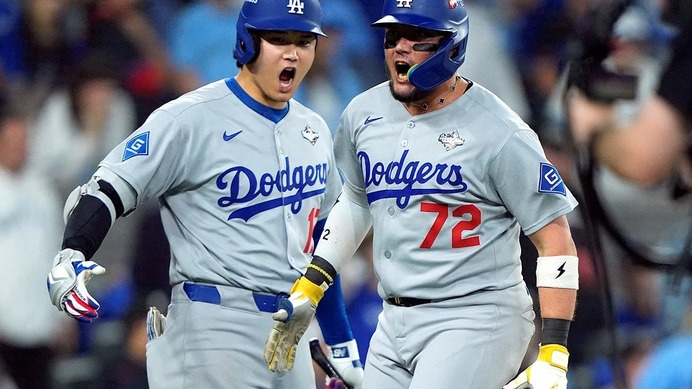 【MLB】「大谷翔平を重圧から解放できた」スーパースターの顔にも“安堵”の表情……ロハスが誇ったWS第7戦の同点アーチ