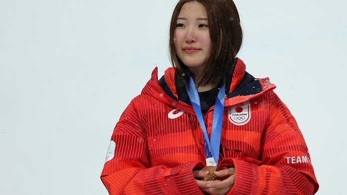【ミラノ五輪】スノボ銅の小野光希、メダルを実感「積み重ねがギュッと詰まった重み」……4年前は9位に終わり悔し涙