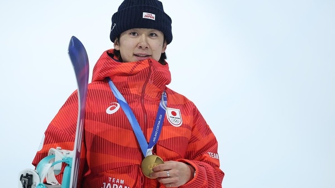 【ミラノ五輪】「夢が叶った」スノボ金の戸塚優斗、表彰台で涙……ライバルは日本勢の躍進に言及「彼らには天性の才能や資質がある」