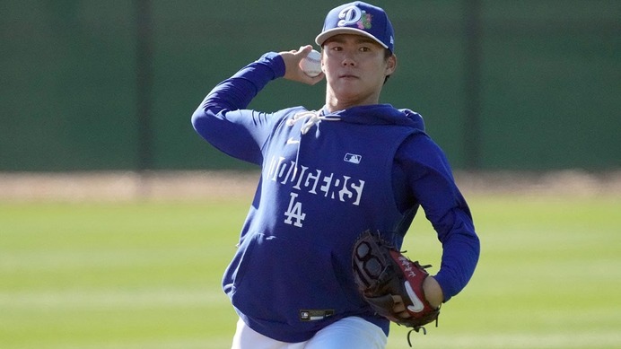 【MLB】ド軍のエース・山本由伸は「CY賞獲得に照準を合わせる」　公式が日本人初受賞に期待「オオタニと争う可能性」