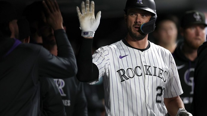 【MLB】7年1億8200万ドル、4年経過で「WAR－1.6」　元MVPブライアント復帰の目途立たずも……米メディアは擁護「想像するだけで過酷な状況」