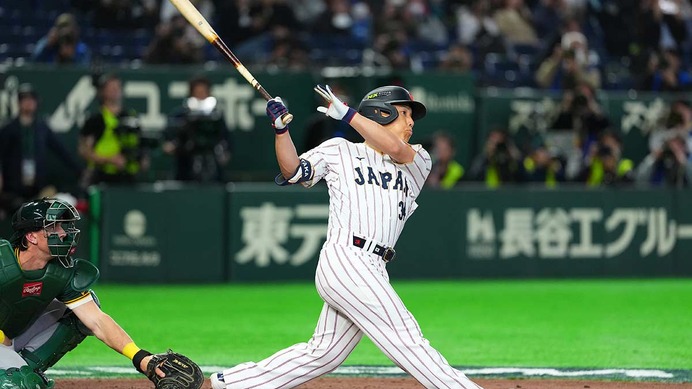 【WBC】「侍ジャパンvs.オーストラリア」リアルタイム速報／ハイライトまとめ　大会初の“天覧試合”…豪州先制も、吉田正尚の“芸術的本塁打”で逆転！