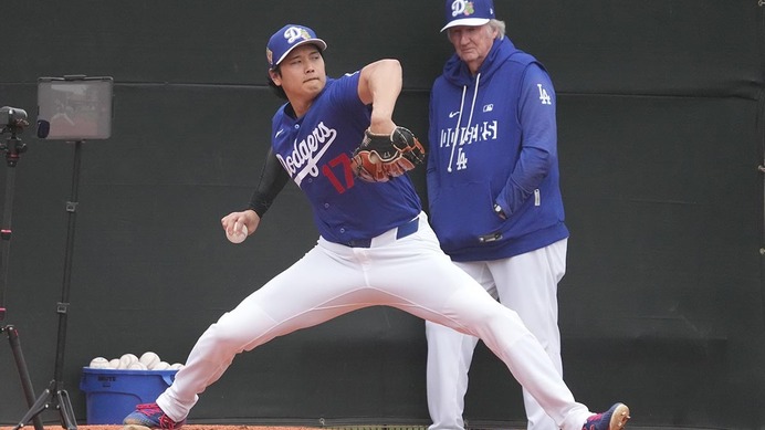 【MLB】「本気でCY賞を狙うなら……」大谷翔平の今季初登板は開幕3戦目か　「スキーンズと同等のペースが必要」と米メディア