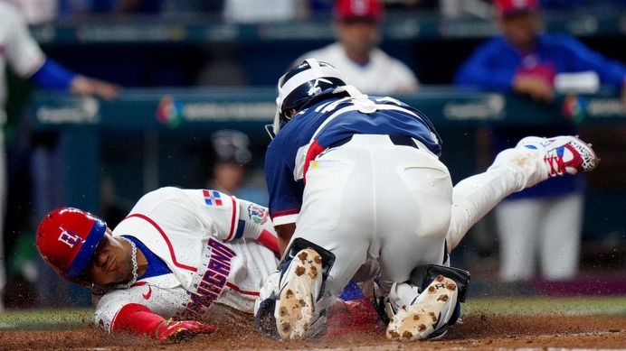 【WBC2026】打つだけじゃない……ゲレーロJr.とソトが「神ヘッスラ連発」　ドミニカ共和国が韓国を衝撃の“コールド撃破”