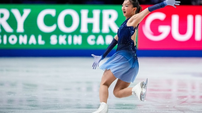 「自分らしい滑りができた」坂本花織、現役最後の大会で首位発進　“同期”アンバー・グレンとの絆にも言及【世界フィギュア】