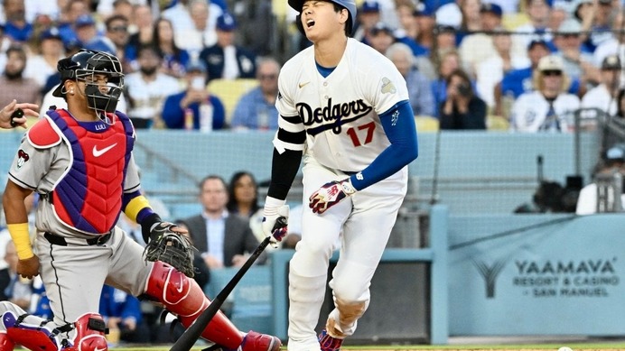 【MLB】「次はお前な？」大谷翔平のすべらない二刀流ジョーク再び　死球直後に相手野手を“指差し予告”でニヤリ