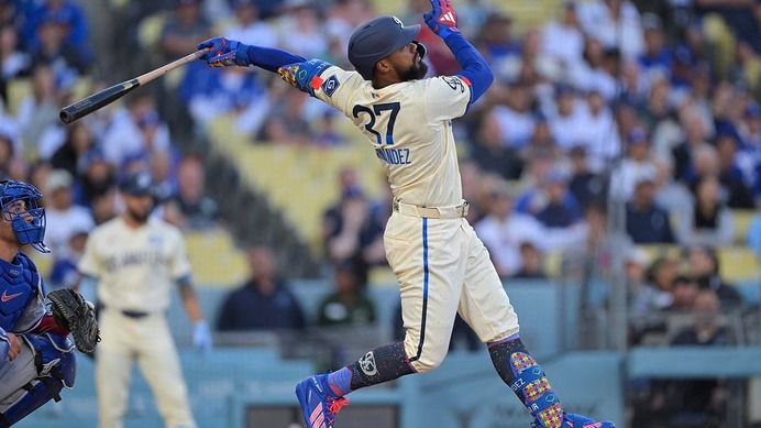 【MLB】ド軍の会心勝利を公式が称賛　決勝弾のテオスカーは「毎回大量得点を狙う」　ロバーツ監督は「素晴らしい」と先発陣に高評価