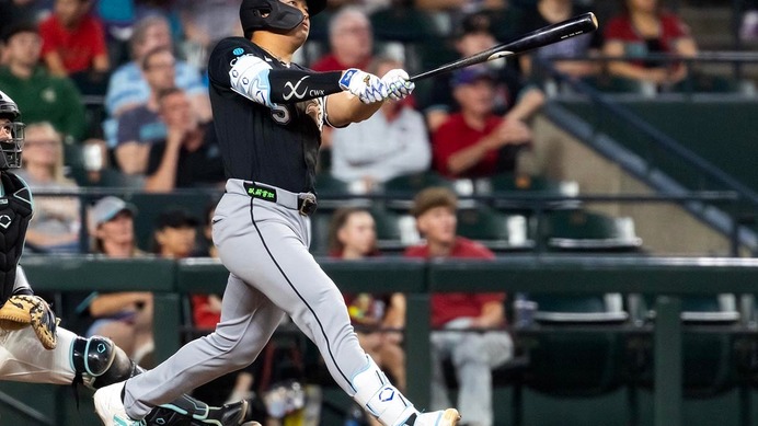 【MLB】村上宗隆、圧巻の4試合連続9号に公式記者も感嘆「オオタニを3本上回る」　182キロ弾でジャッジに並ぶ驚愕ペース