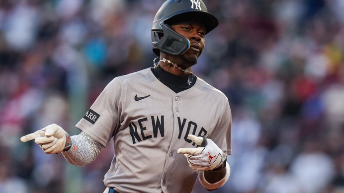 【MLB】「恐ろしい挑戦だ」チザムJr.がど真ん中を見送ってまさかのABSチャレンジ　結果は案の定……実況席は苦笑い、敵地大ブーイング