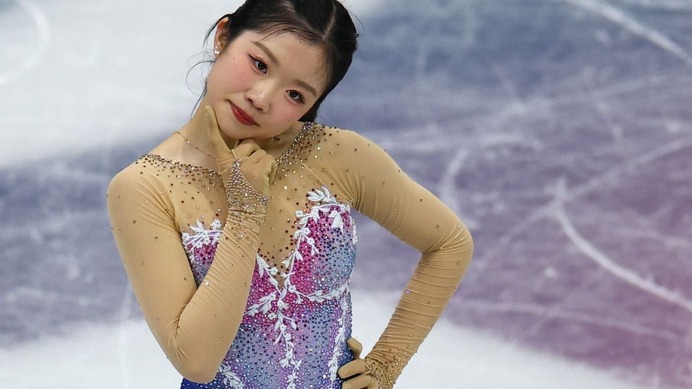 「もう天使だわ」18歳になった中井亜美、トレードマークの“首傾げポーズ”も披露……五輪祝賀会の様子を在籍校が公開【フィギュア】