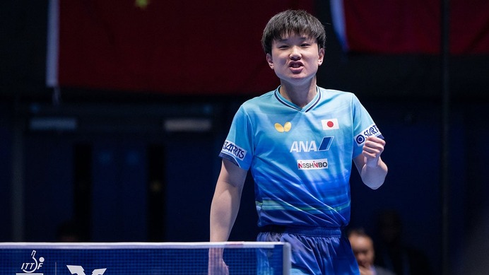 張本智和、中国強豪に見せた“神ラリー”をWTTが2位に選出「なんというショット！」　銀奪取に導いたエースの技術に脚光【世界卓球2026】