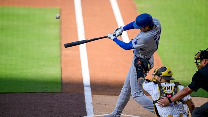 【MLB】大谷翔平、今季8号先頭打者アーチからの……初回159キロで2奪三振　復活の二刀流に米記者驚き「彼はフェアじゃない」