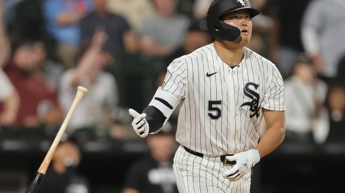 【MLB】村上宗隆に豪快弾を浴びたツインズ右腕、ショックで？グラブを落とす　本塁打をお膳立てした西田陸浮の深々お辞儀も話題に