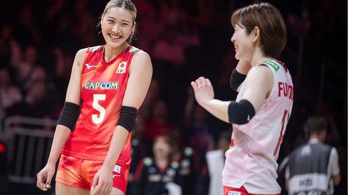 バレー女子日本、佐藤淑乃が見せた“完璧ブロック”に賛辞　24歳がチーム最多の18得点で「日本を立ち上がらせた」【VNL2026】