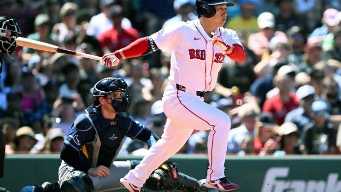 【MLB】「月間打率.385」吉田正尚も1試合3安打で貢献、レッドソックス11連勝でメジャー史上初の快進撃　2ケタ借金から“無敗の5割復帰”