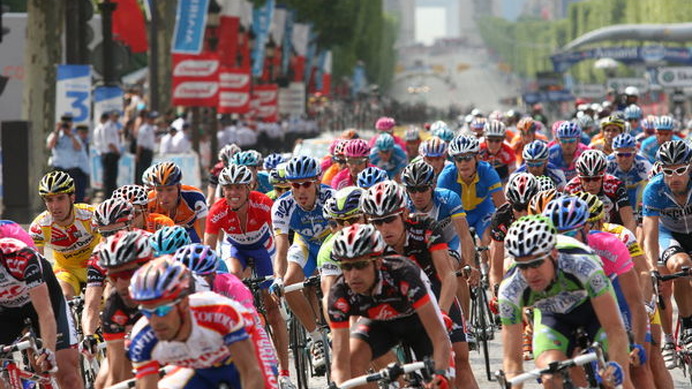 　今年もこの季節がやってきました！今週末はいよいよ世界最大の自転車レース「ツール・ド・フランス」の開幕です。
　サイクルスタイルではこの「2007 ツール・ド・フランス」を大特集！レースの規模やコース・チーム・選手・使用されている自転車などの紹介はもちろん