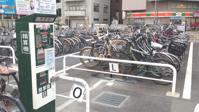 【なくせ！自転車事故】自転車を置く場所は駐輪場など決められたところに