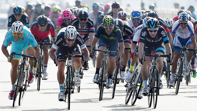 2015年ドバイ・ツアー第1ステージ、マーク・カベンディッシュ（エティックス・クイックステップ）が優勝