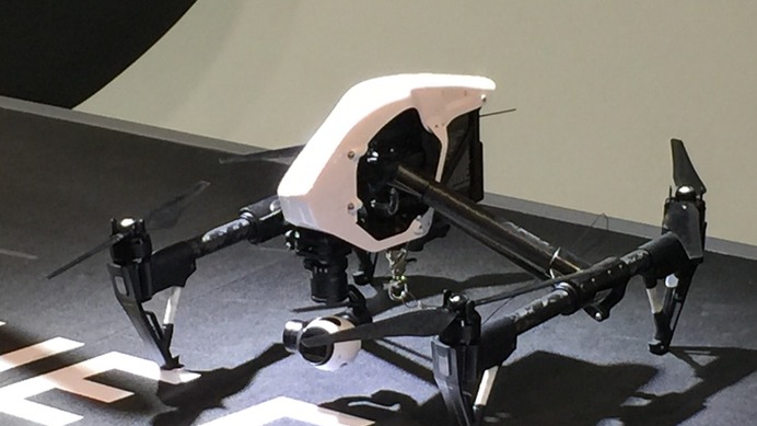 新型空撮機器Inspire 1のデモを実施　DJI