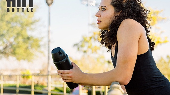 プロテインを飲むことに特化したステンレスボトル「HIIT Bottle」…米カリフォルニア発